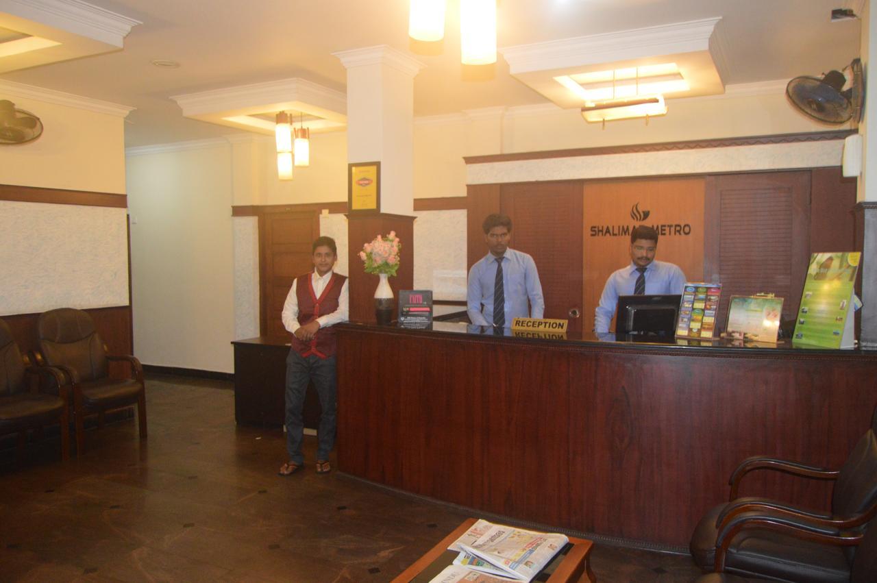 Hotel Shalimar Metro à Kochi Extérieur photo