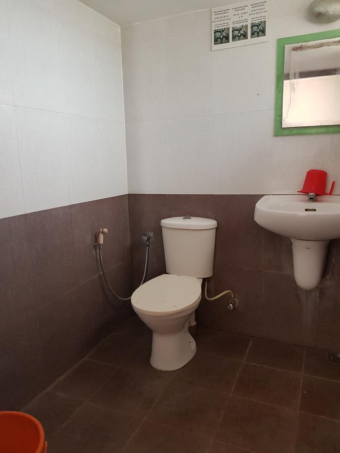 Hotel Shalimar Metro à Kochi Extérieur photo