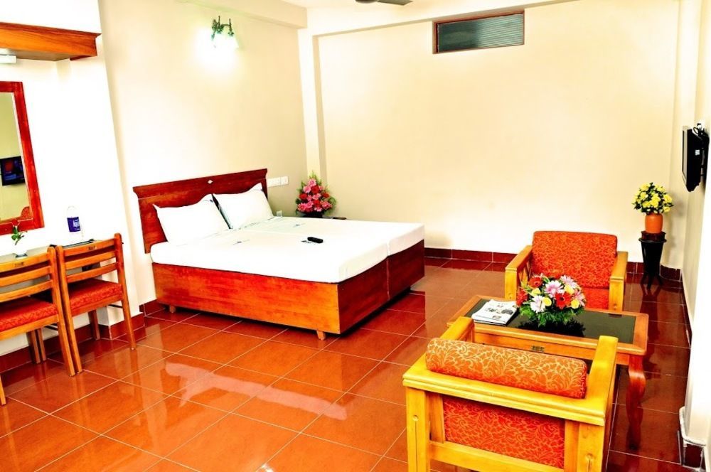 Hotel Shalimar Metro à Kochi Extérieur photo